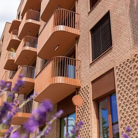 Zwirn Comfort With Balcony 브라티슬라바