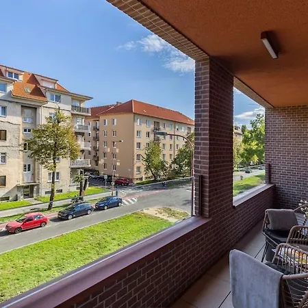 Zwirn Comfort With Balcony Apartamento Bratislava
