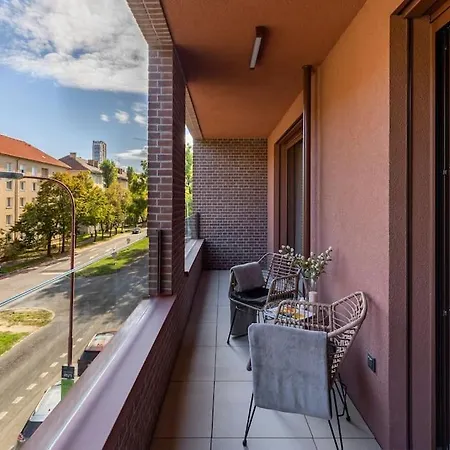 アパート Zwirn Comfort With Balcony *